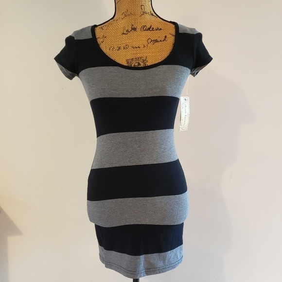👗 NWT Derek Heart Dress Color Block Stripes Fitted Jr XS - Picture 1 of 8